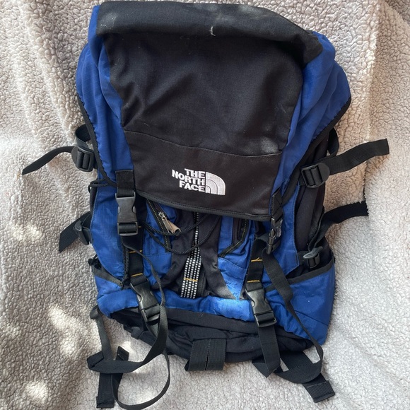 black blue north face backpack The Borealis Mini Backpack, Active Blue/TNF Black, One Size: Clothing, Shoes & Jewelry making it easy to carry even when fully loaded Vintage The North Face Blue